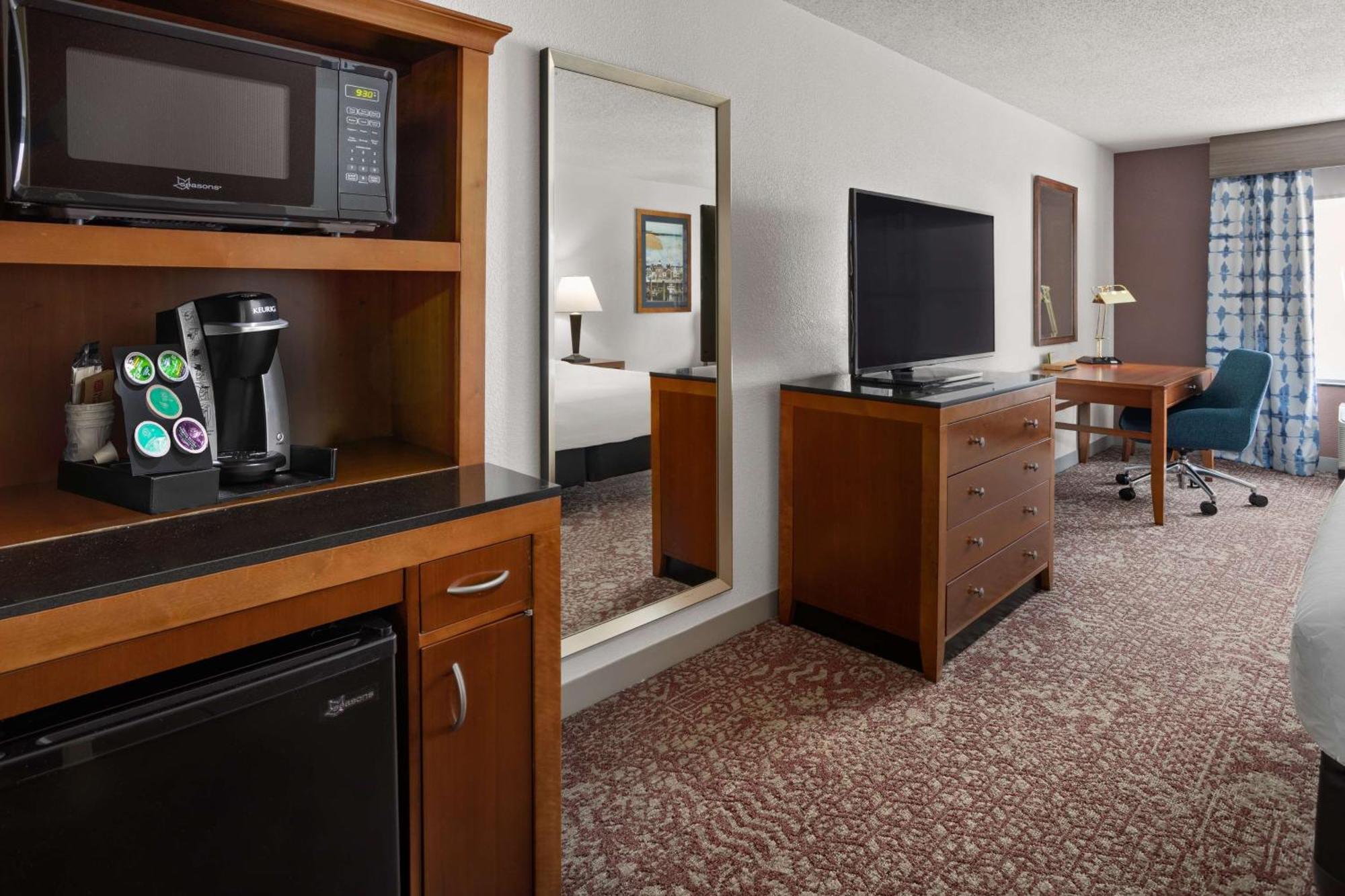 Hilton Garden Inn Milford Esterno foto